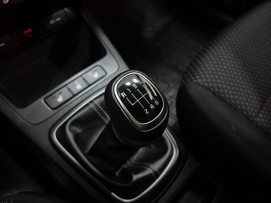 Kia Rio Luxe, 2020 года, пробег 86440 км