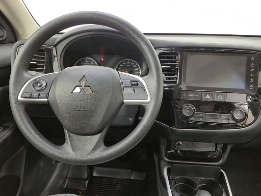 Mitsubishi Outlander Invite, 2022 года, пробег 906 км