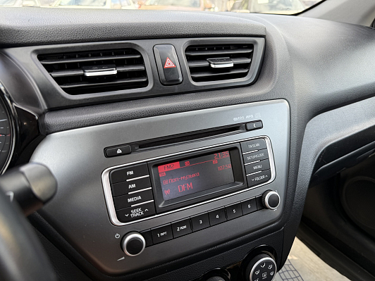 Kia Rio Comfort Аудио, 2016 года, пробег 142000 км