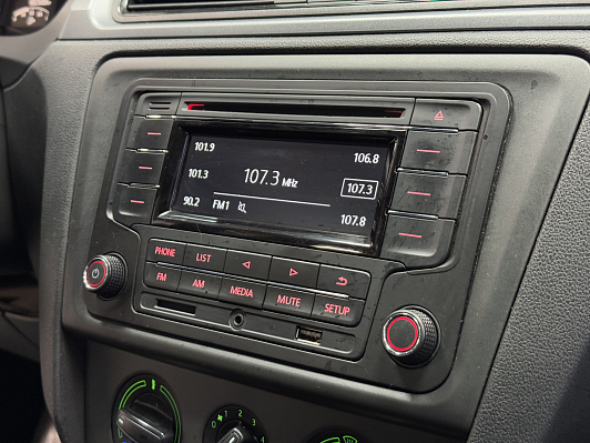 Skoda Rapid, 2014 года, пробег 181000 км