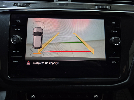 Volkswagen Tiguan Highline, 2018 года, пробег 124500 км