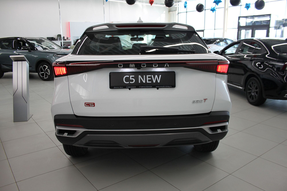 Omoda C5 , белый