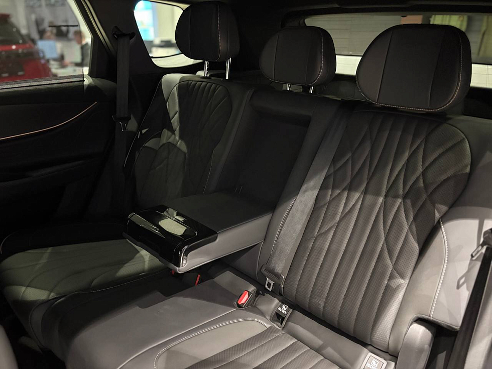 Jaecoo J8 Active, черный