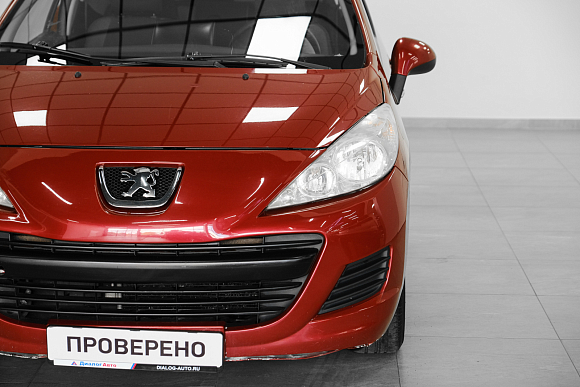 Peugeot 207, 2010 года, пробег 189000 км