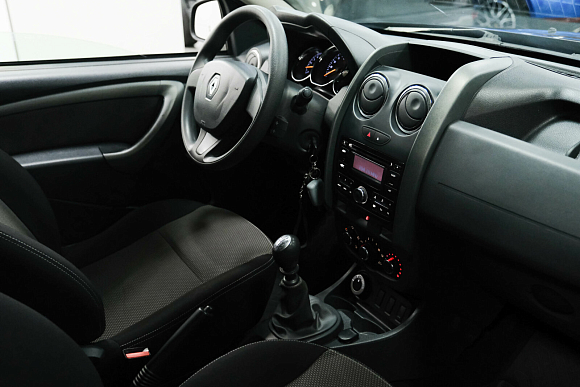 Renault Duster Privilege, 2015 года, пробег 140207 км