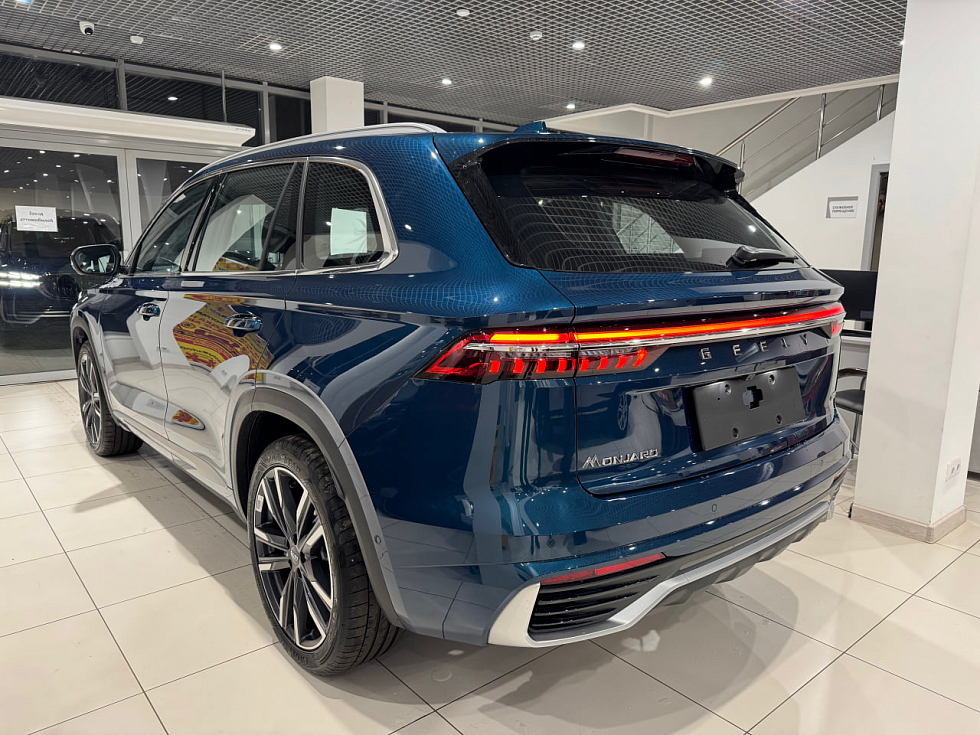 Geely Monjaro Exclusive, синий