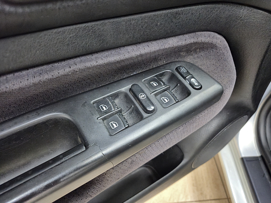 Volkswagen Golf, 1998 года, пробег 344537 км