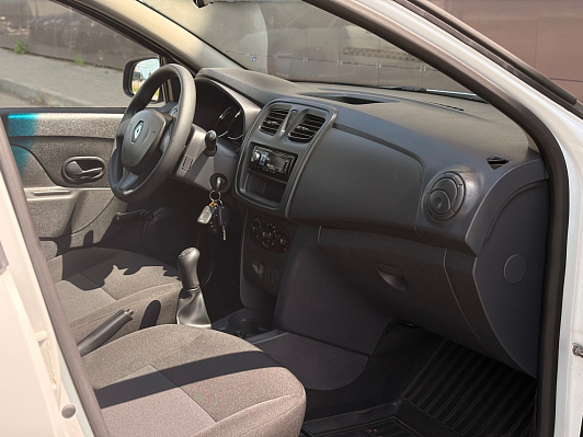 Renault Sandero Access, 2015 года, пробег 110000 км