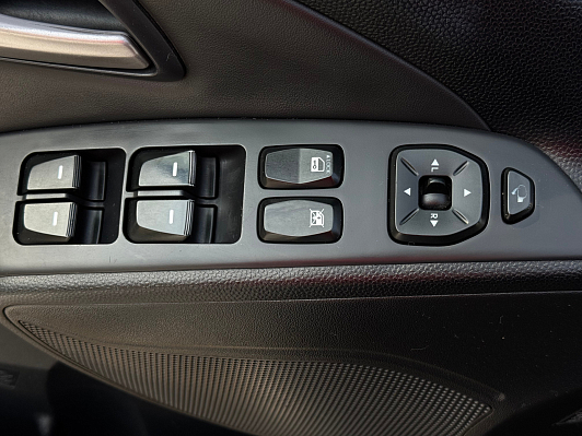 Hyundai ix35, 2010 года, пробег 278674 км