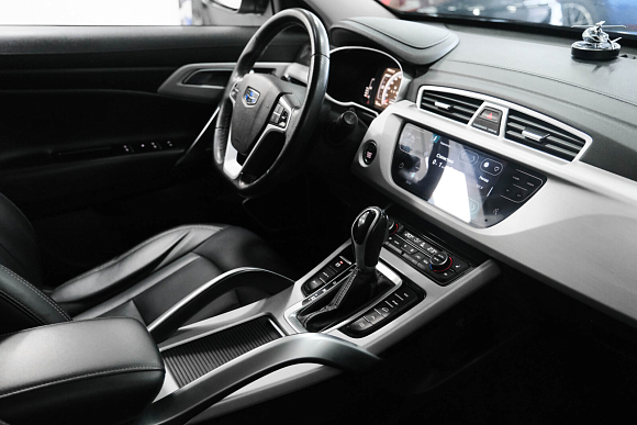 Geely Atlas Luxury, 2020 года, пробег 149582 км