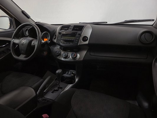 Toyota RAV4, 2010 года, пробег 130858 км