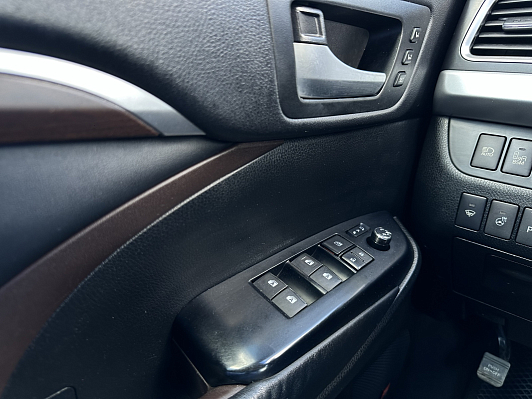 Toyota Highlander Люкс, 2014 года, пробег 166000 км