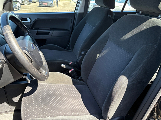 Ford Fusion Trend, 2005 года, пробег 192655 км