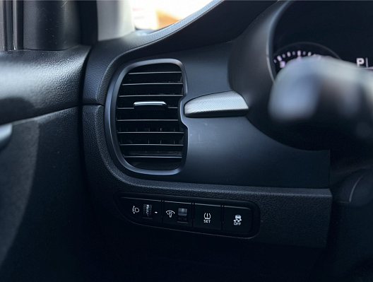 Kia Rio Comfort, 2017 года, пробег 128050 км