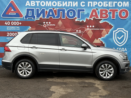 Volkswagen Tiguan Comfortline, 2019 года, пробег 117500 км