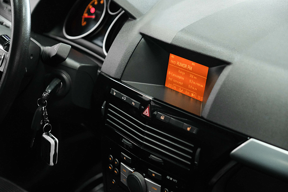 Opel Astra Cosmo, 2013 года, пробег 127000 км