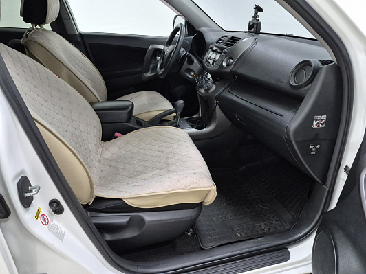 Toyota RAV4, 2011 года, пробег 191628 км