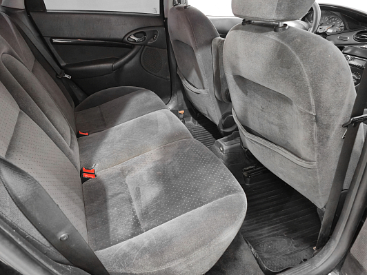 Ford Focus, 2004 года, пробег 215983 км