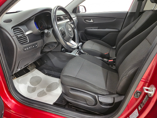 Kia Rio Luxe RED Line, 2019 года, пробег 74055 км