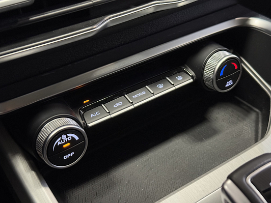 Geely Coolray Luxury, 2022 года, пробег 42500 км