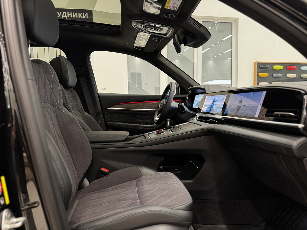 Geely Monjaro Flagship (2023-2025), черный