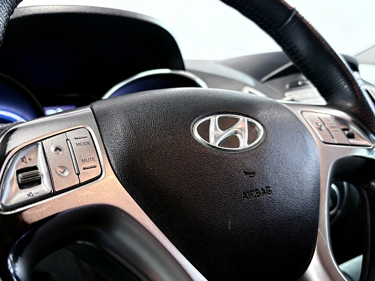 Hyundai ix35, 2011 года, пробег 242000 км