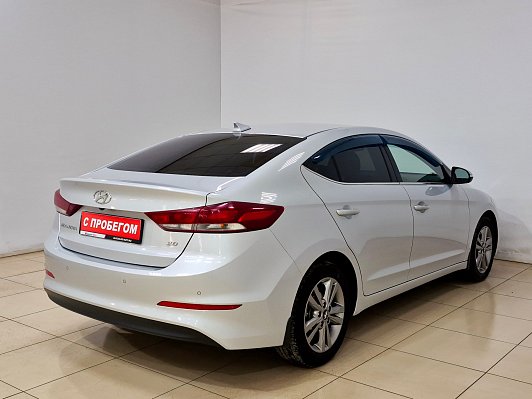 Hyundai Elantra Family, 2018 года, пробег 118061 км