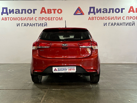 Kia Rio, 2015 года, пробег 153000 км