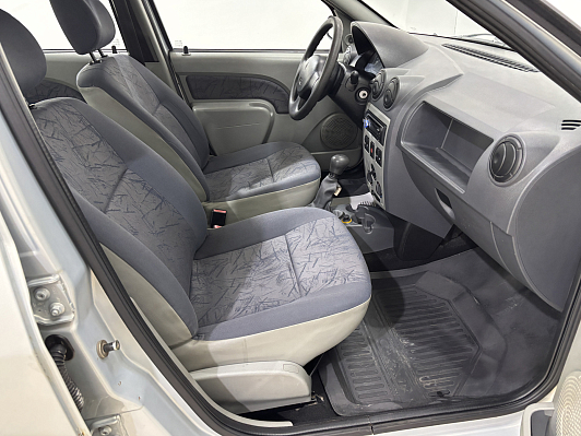 Renault Logan, 2006 года, пробег 289428 км