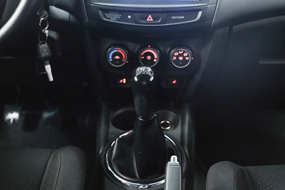 Mitsubishi ASX, 2014 года, пробег 204410 км