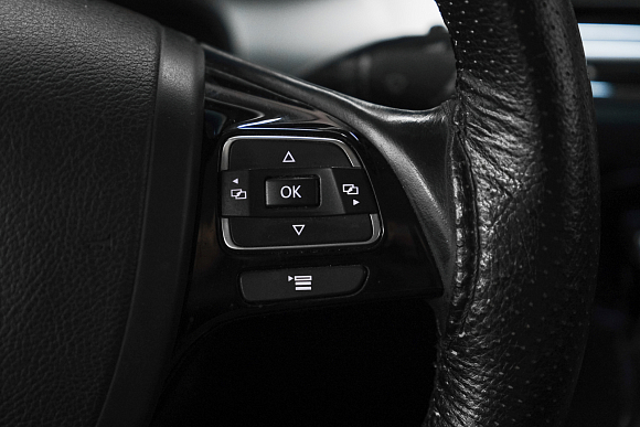 Volkswagen Touareg Business, 2015 года, пробег 335000 км