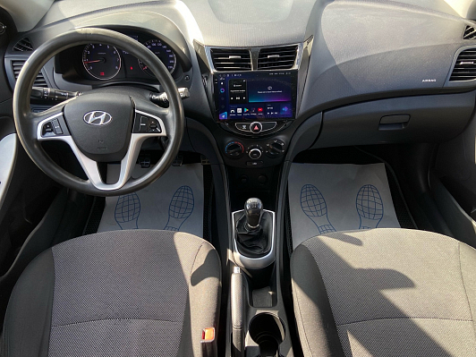 Hyundai Solaris Active, 2013 года, пробег 285000 км