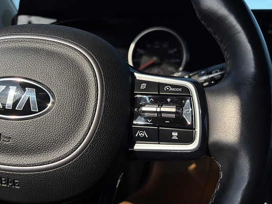 Kia Carnival, 2021 года, пробег 49142 км