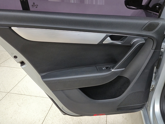 Volkswagen Passat Highline, 2011 года, пробег 225874 км