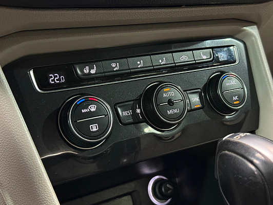 Volkswagen Tiguan Sportline, 2017 года, пробег 128100 км