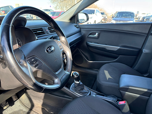 Kia Rio Luxe, 2015 года, пробег 169600 км