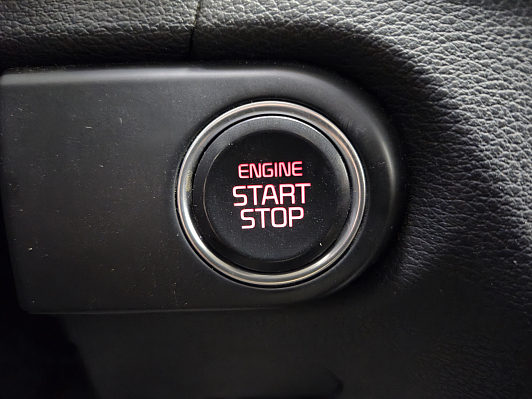 Kia Ceed Prestige, 2020 года, пробег 162115 км