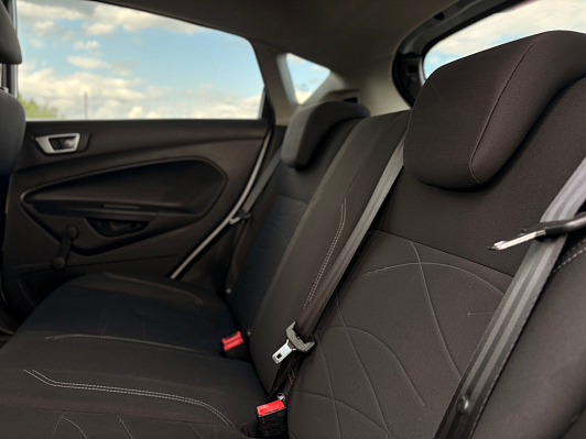 Ford Fiesta Trend, 2016 года, пробег 130290 км