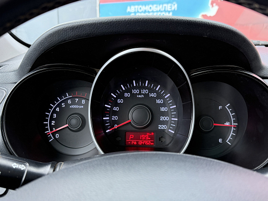 Kia Rio, 2015 года, пробег 135000 км