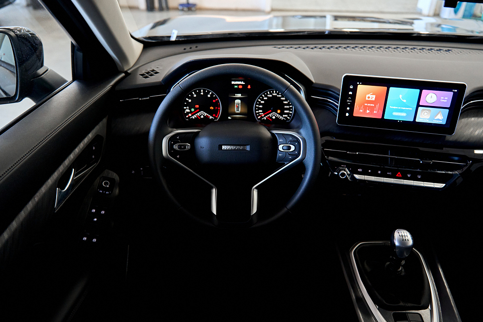 Haval Jolion Техно+, черный