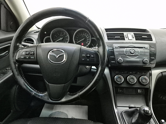 Mazda 6 Touring, 2011 года, пробег 183068 км
