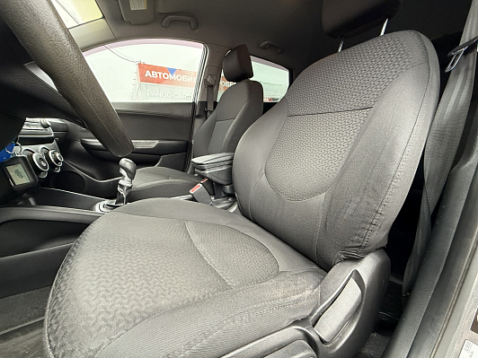 Kia Rio, 2012 года, пробег 123965 км