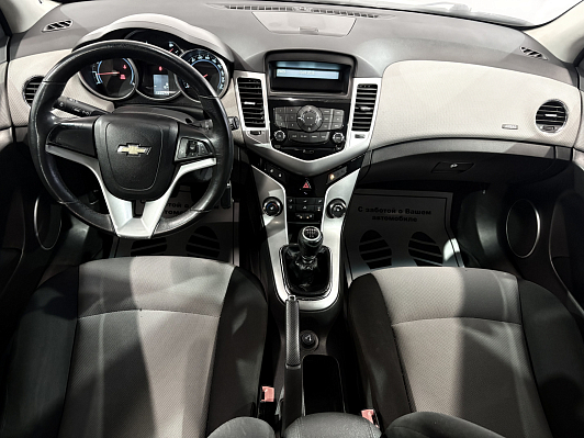 Chevrolet Cruze LS, 2012 года, пробег 138000 км