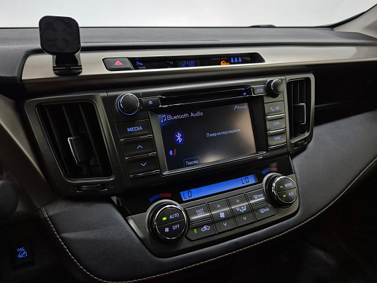 Toyota RAV4, 2013 года, пробег 118679 км