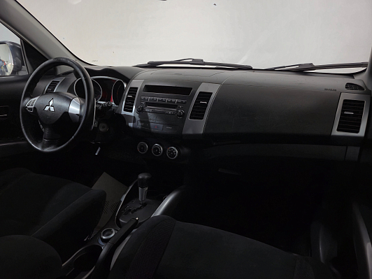 Mitsubishi Outlander Invite, 2008 года, пробег 236597 км
