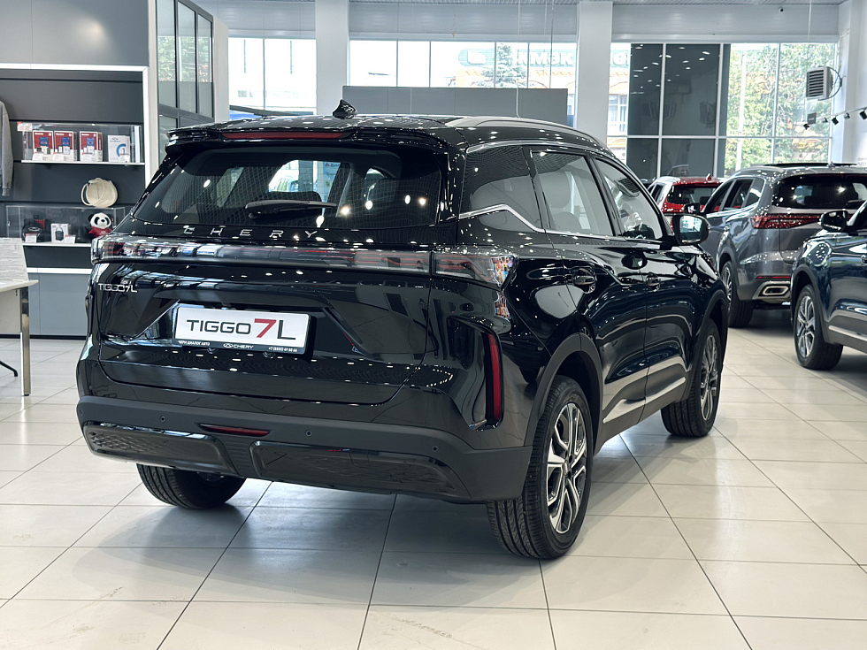 Chery Tiggo 7L Актив / Active, черный