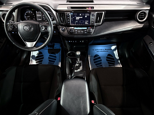 Toyota RAV4 25th Anniversary, 2019 года, пробег 150000 км