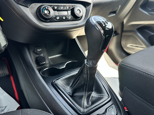 Lada (ВАЗ) Vesta Comfort, 2020 года, пробег 137000 км