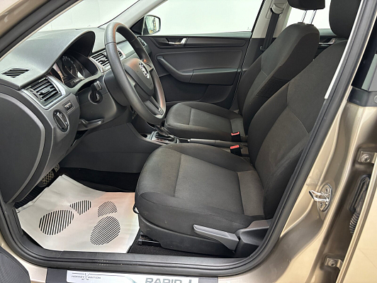 Skoda Rapid Hockey Edition Active, 2018 года, пробег 105178 км