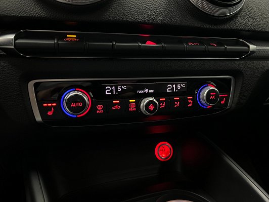 Audi A3 Ambiente, 2015 года, пробег 279296 км